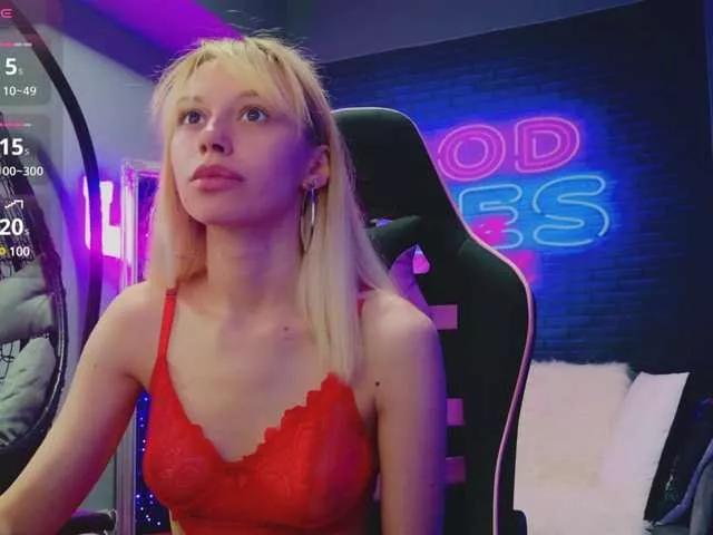 AlessiaCroft on BongaCams 