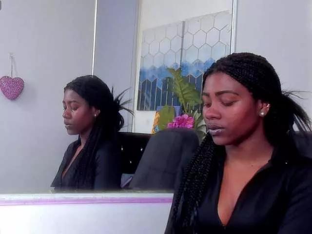 Ariannagreyy on BongaCams 