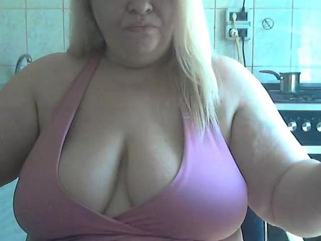 AriannaMilf on BongaCams 