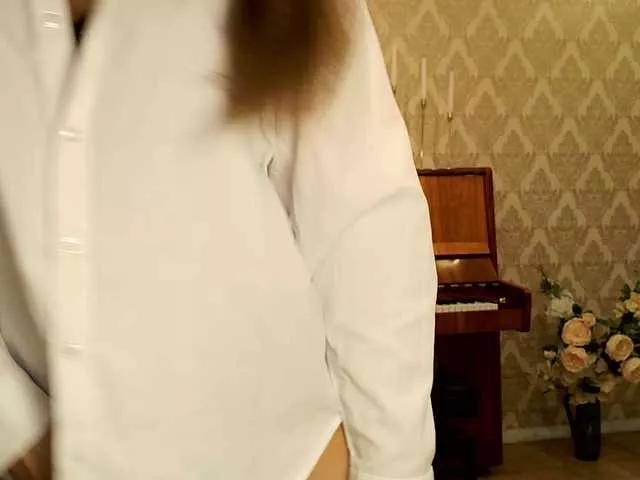Charmingvenus11701 on BongaCams 
