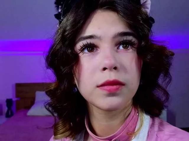 CoralineJones on BongaCams 