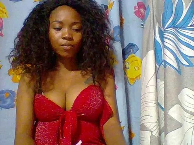 Estelahh on BongaCams 