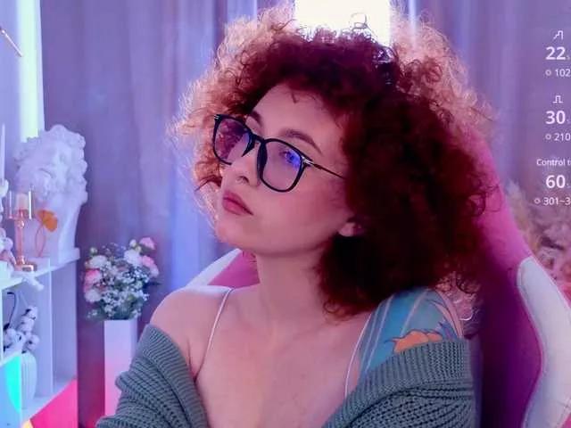 HoneyCherry on BongaCams 