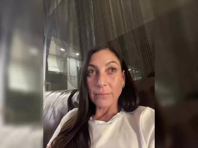 IrinkaGata on BongaCams 