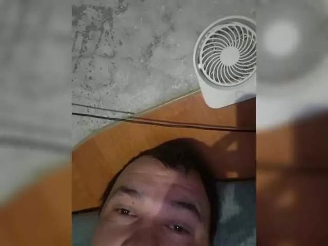 KakTYT from BongaCams