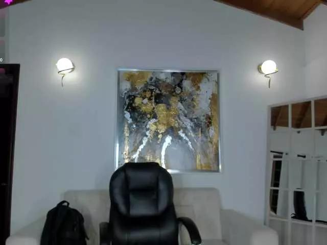 KatieStonne on BongaCams 