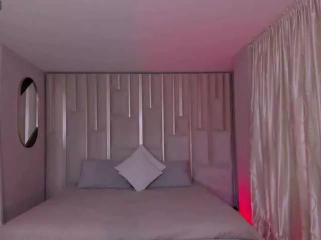 KatieStonne on BongaCams 