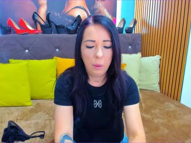 LauraSinFull