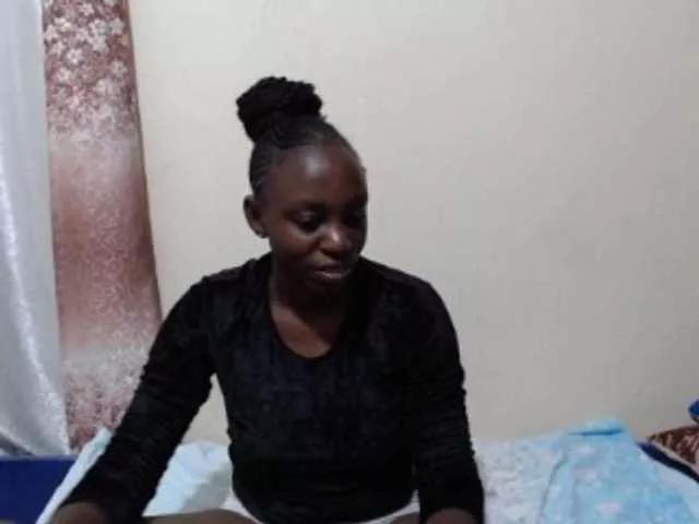 lilqueen1 on BongaCams 