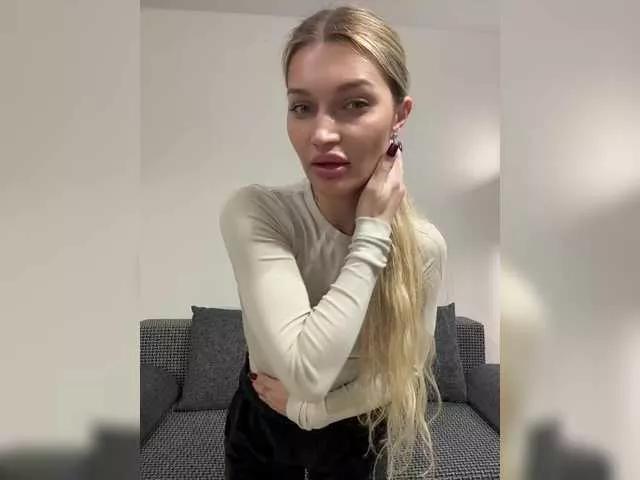 Manymoney1 on BongaCams 