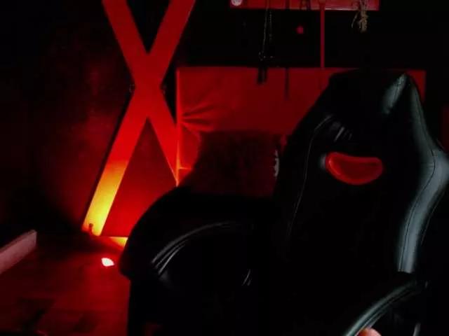Naty-slavedoll on BongaCams 