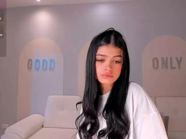 NiaMiller on BongaCams 