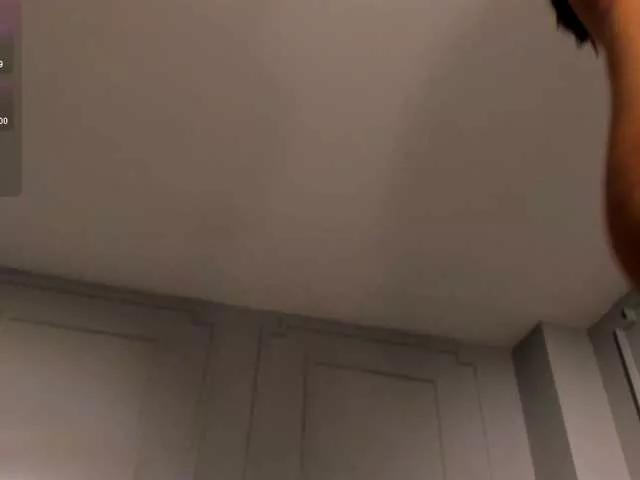 NiaMiller on BongaCams 