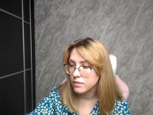 Regimasmile on BongaCams 