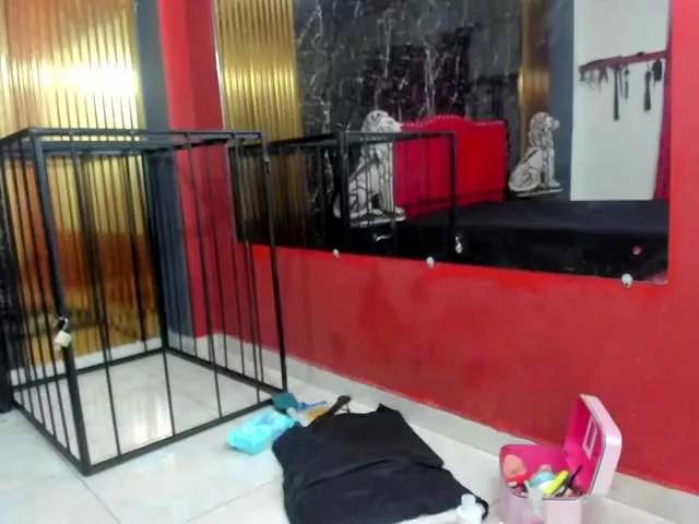 Scarletthomas on BongaCams 