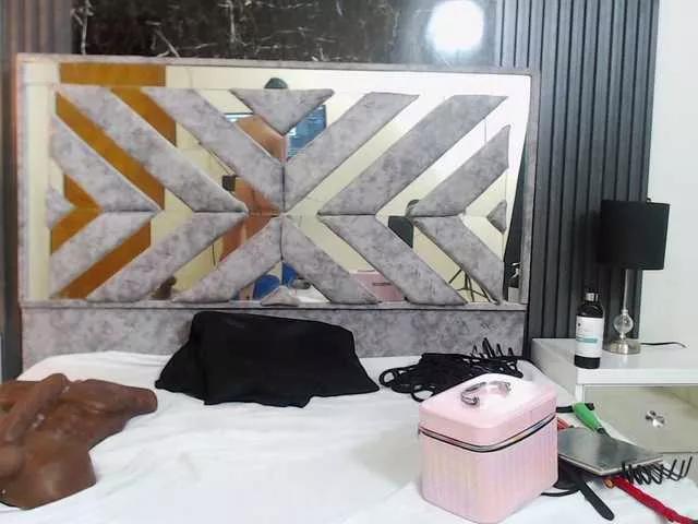 Scarletthomas on BongaCams 