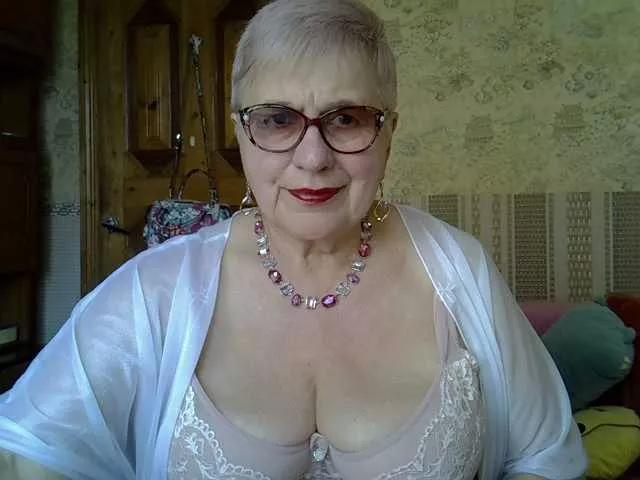 SweetCherry00 on BongaCams 