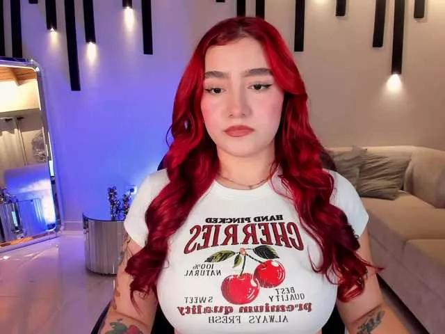 ViolettCastel on BongaCams 