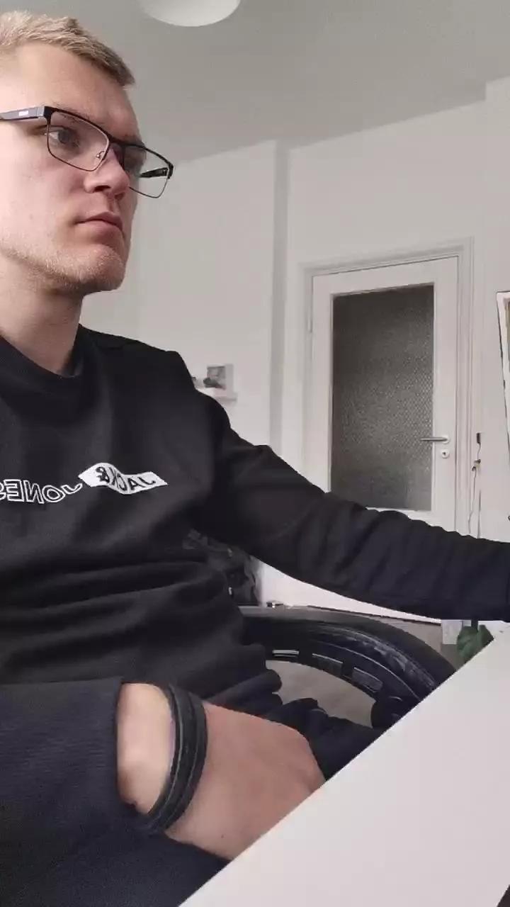 Aleex325