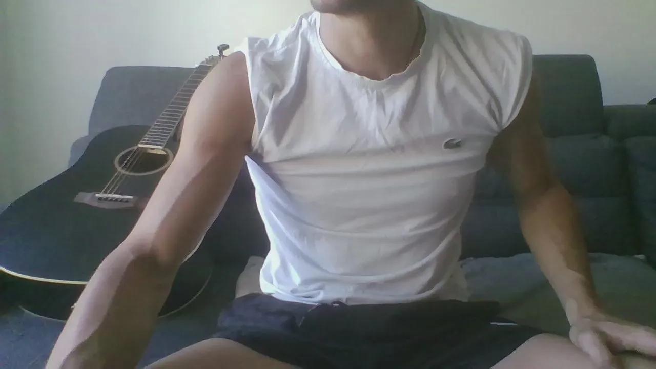 ApollonFit_X on Cam4 