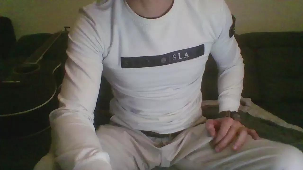 ApollonFit_X on Cam4 