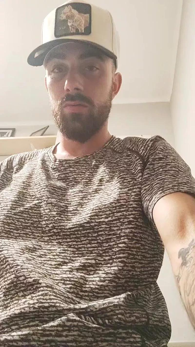 Bcn18Real on Cam4 