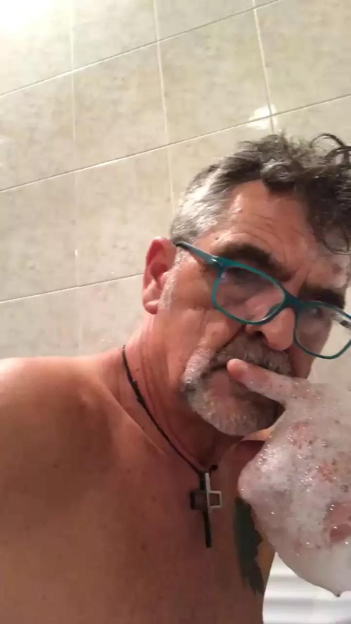 bergamo13 on Cam4 