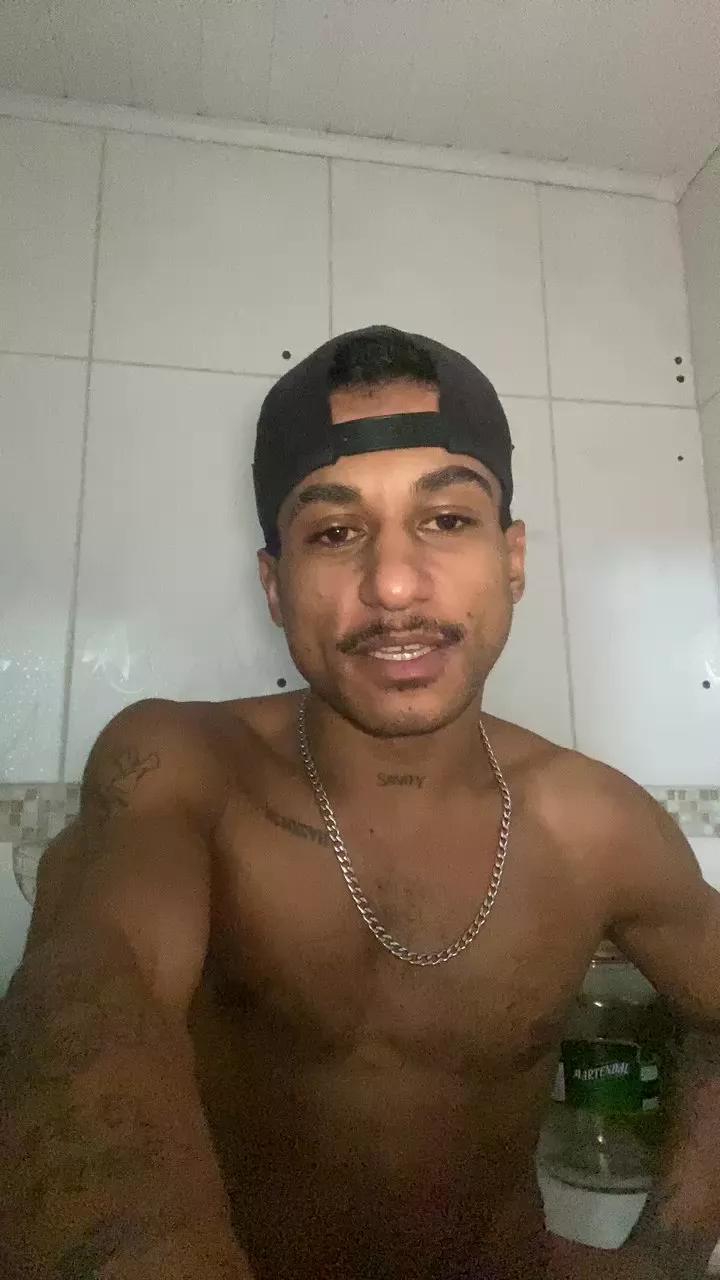 BlackDelToro on Cam4 