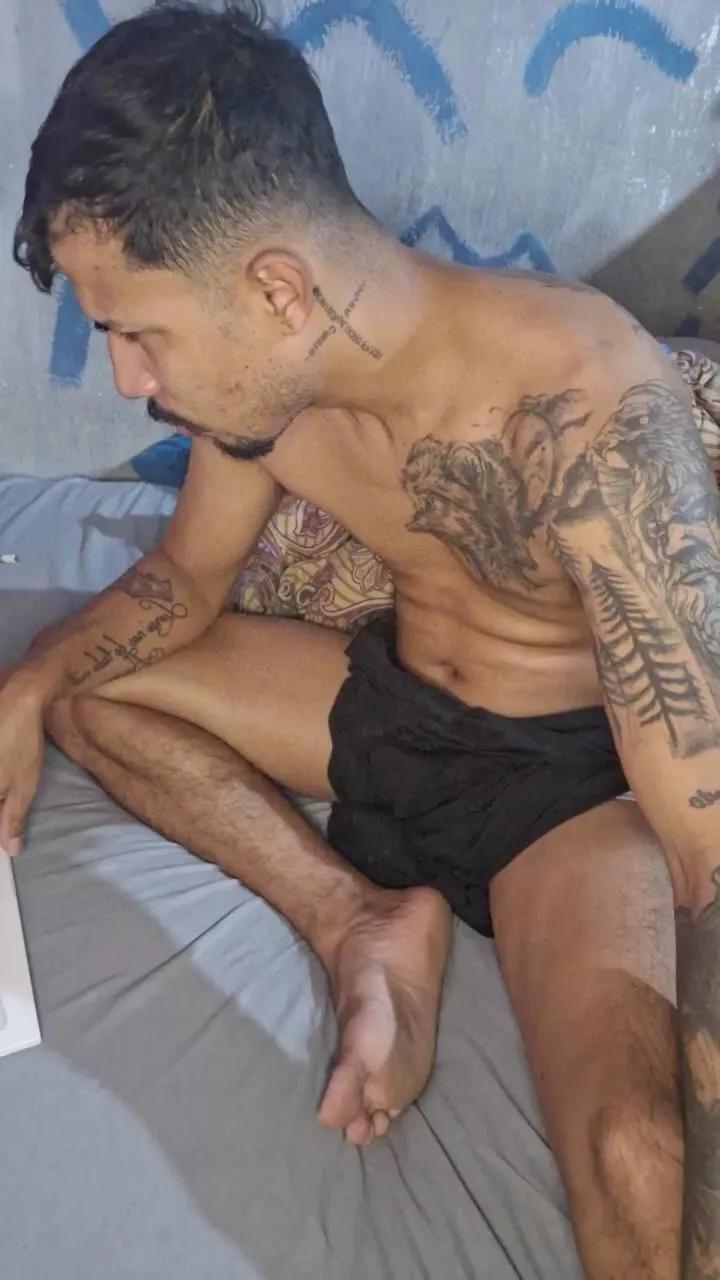 Chilenohh on Cam4 