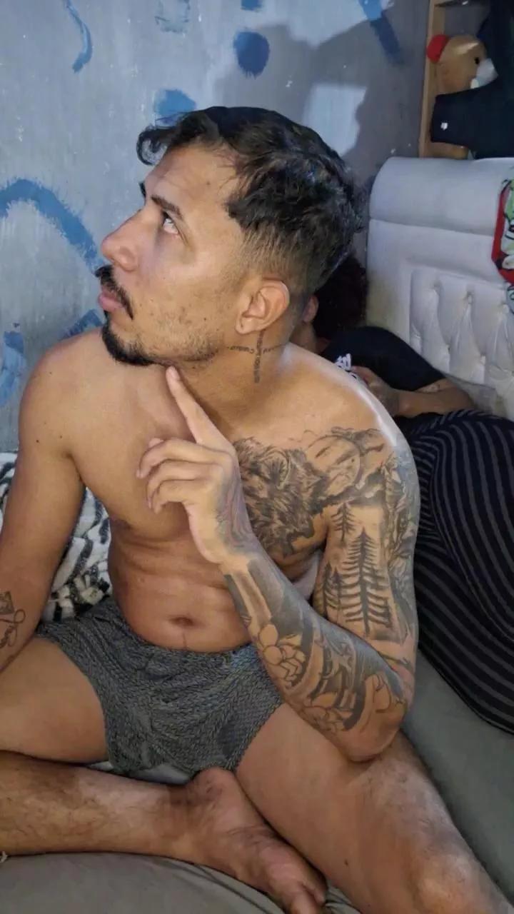 Chilenohh on Cam4 