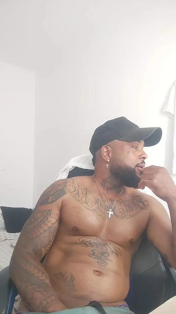 CivicWorld on Cam4 