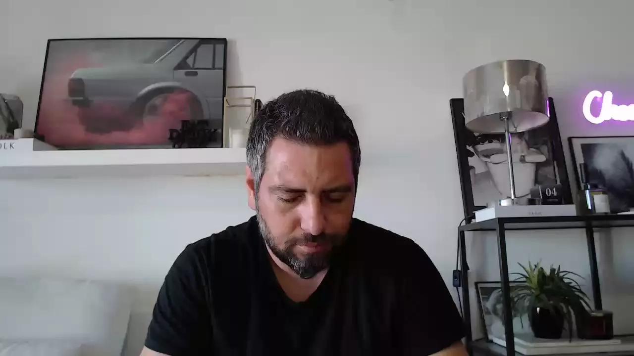 ColdRevengee on Cam4 