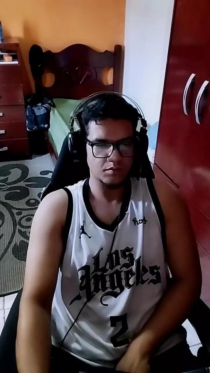 Dhs4201 on Cam4 