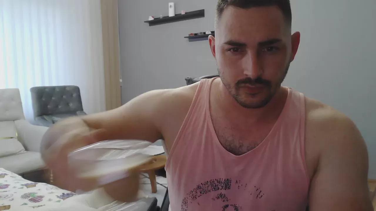 djmute_33 on Cam4 