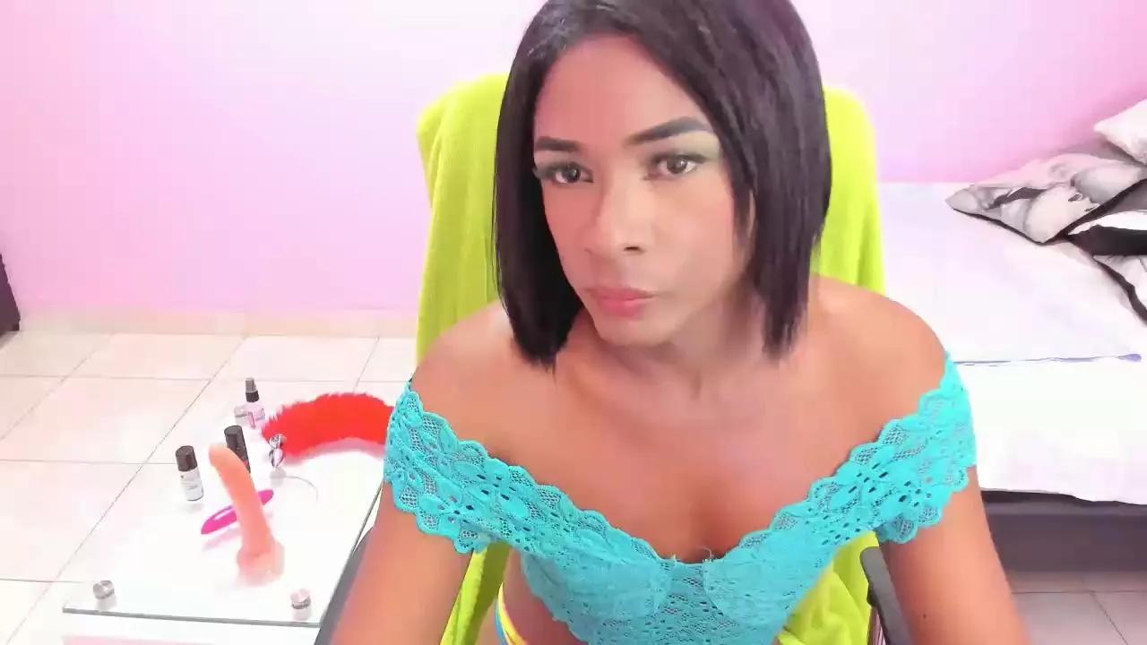 gaia_ebony_hoe on Cam4 