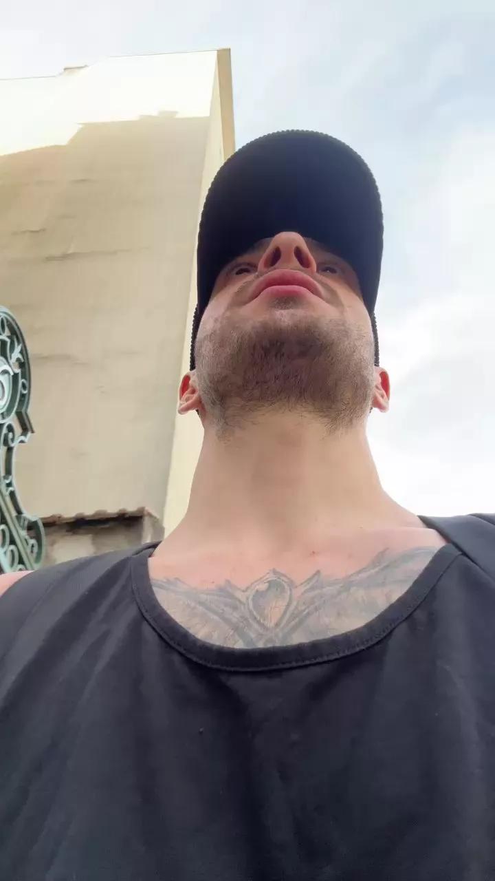 Greyoff on Cam4 
