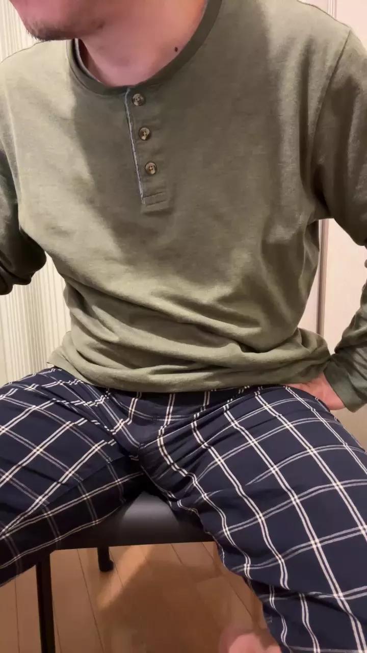 hachitaro on Cam4 