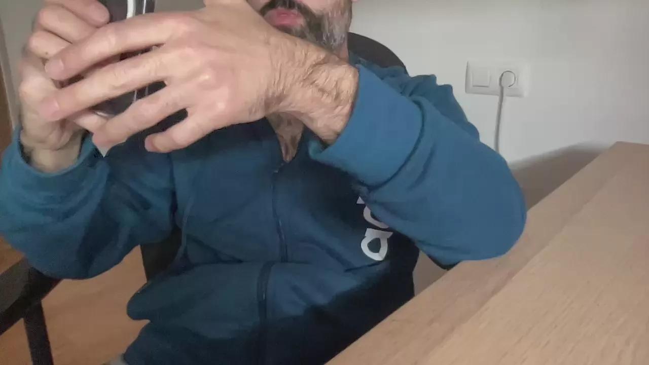 hairywanker35