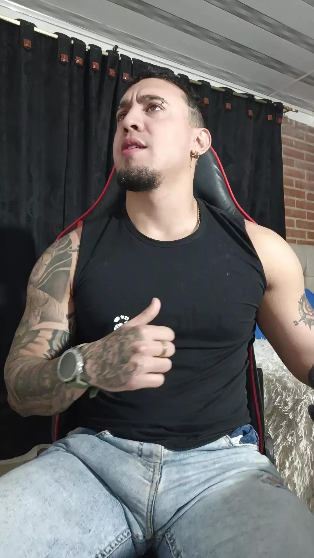 Im_massimo777 on Cam4 