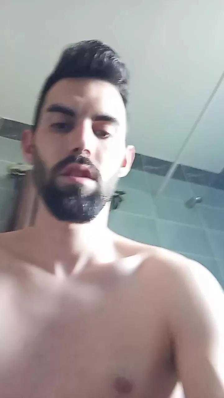 Ismander on Cam4 