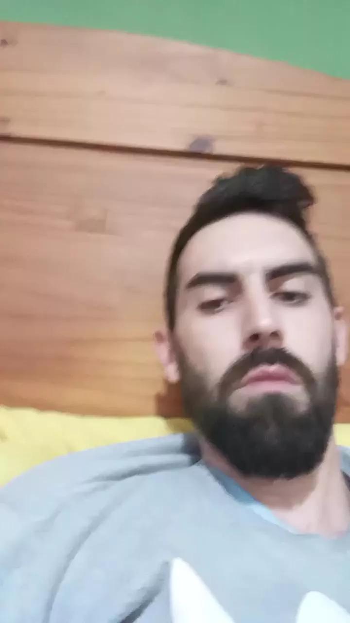 Ismander on Cam4 