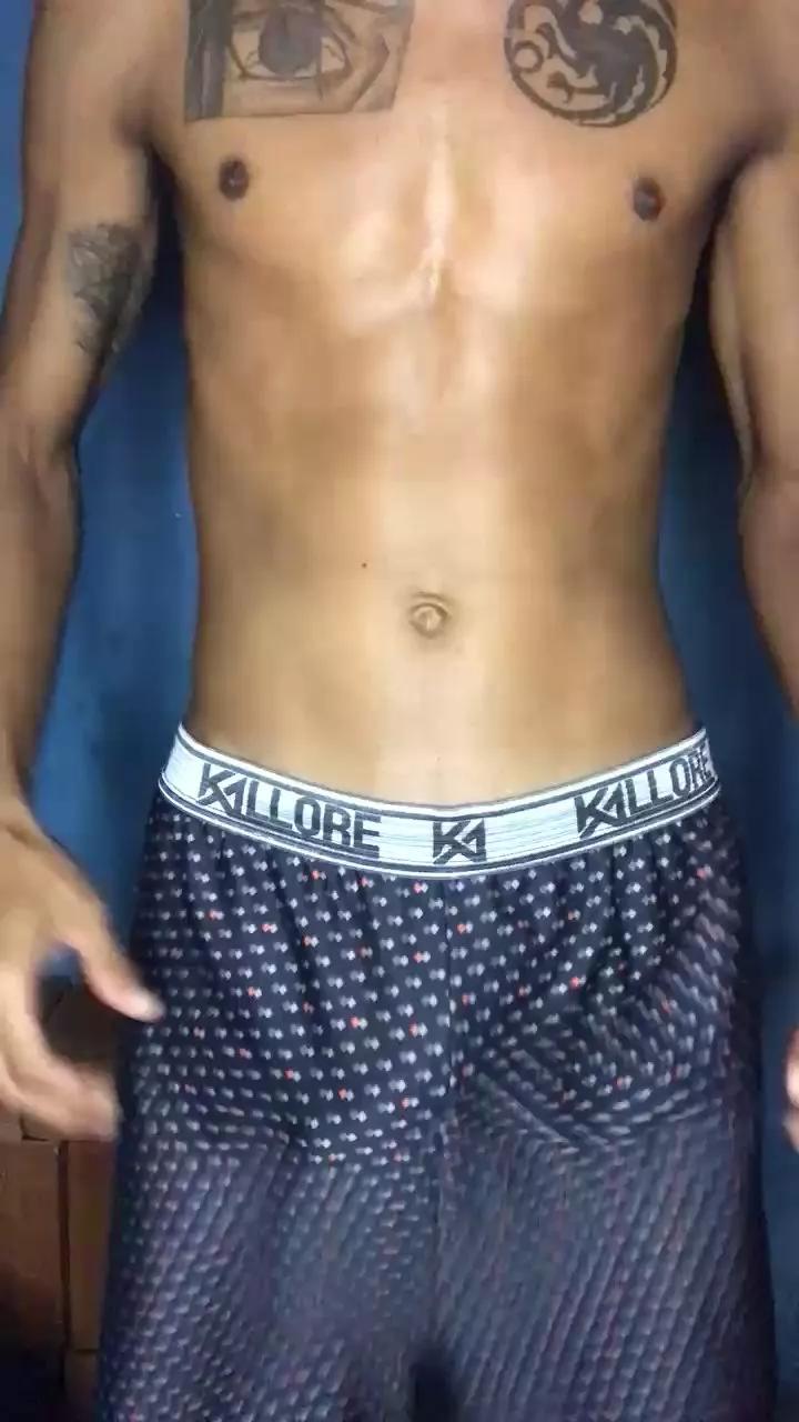 leandrosexy4 on Cam4 