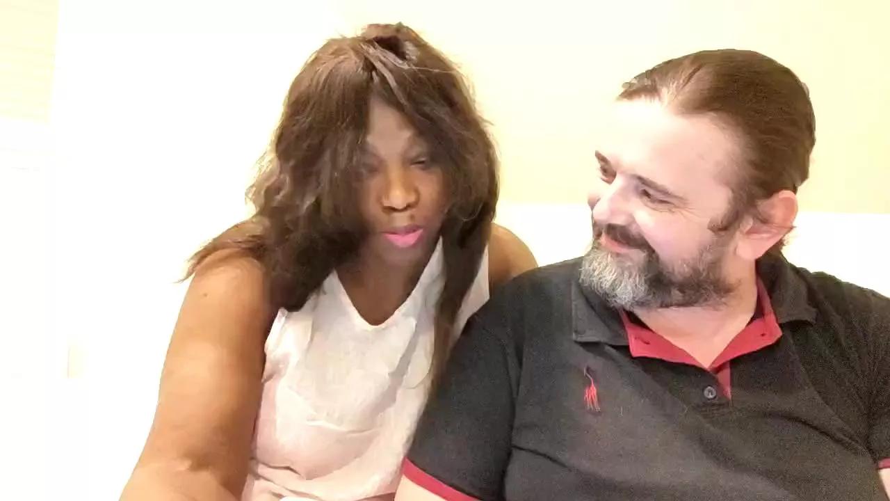 MinouAmour on Cam4 