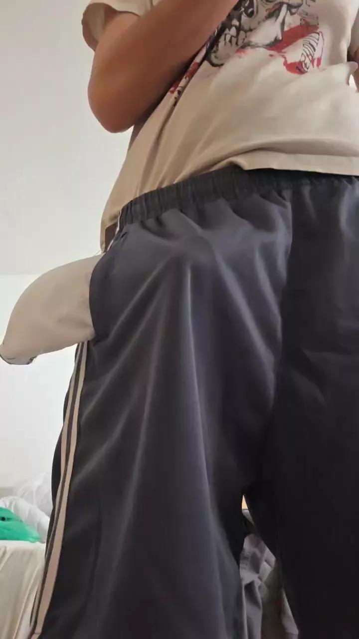 Mo0reniko028