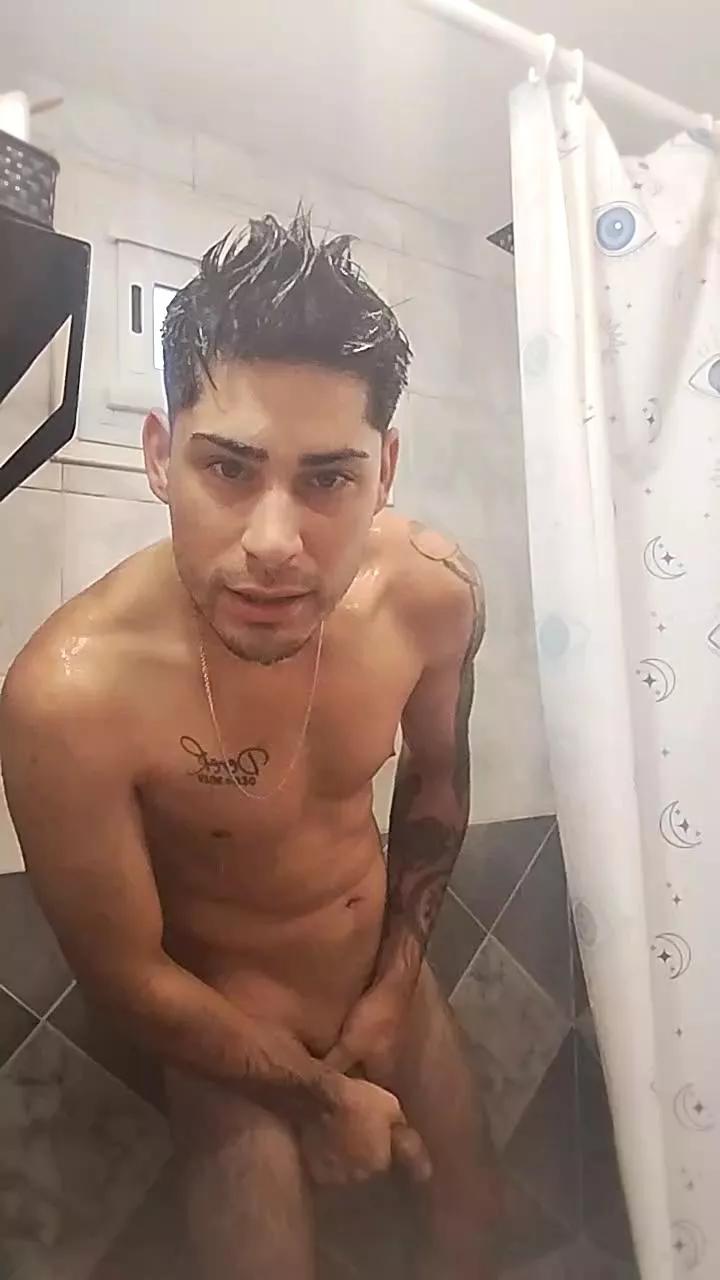 Pabloxx24 on Cam4 