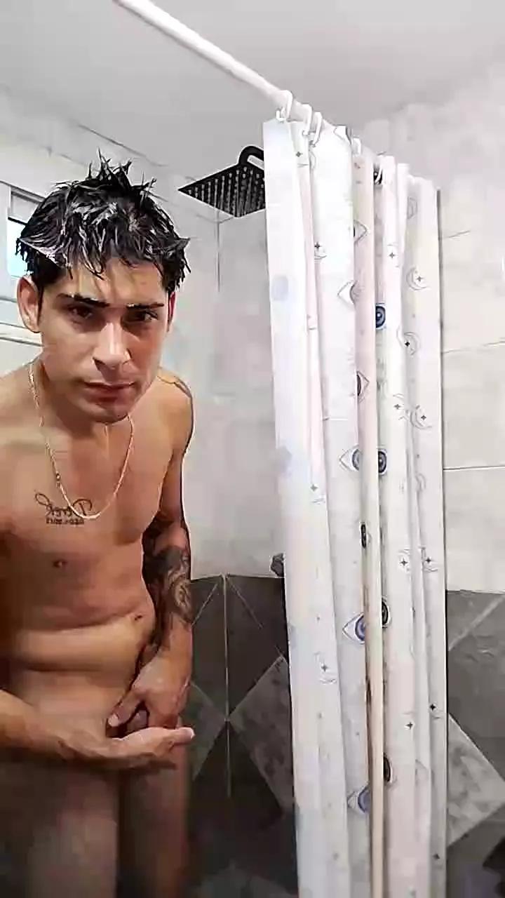 Pabloxx24 on Cam4 