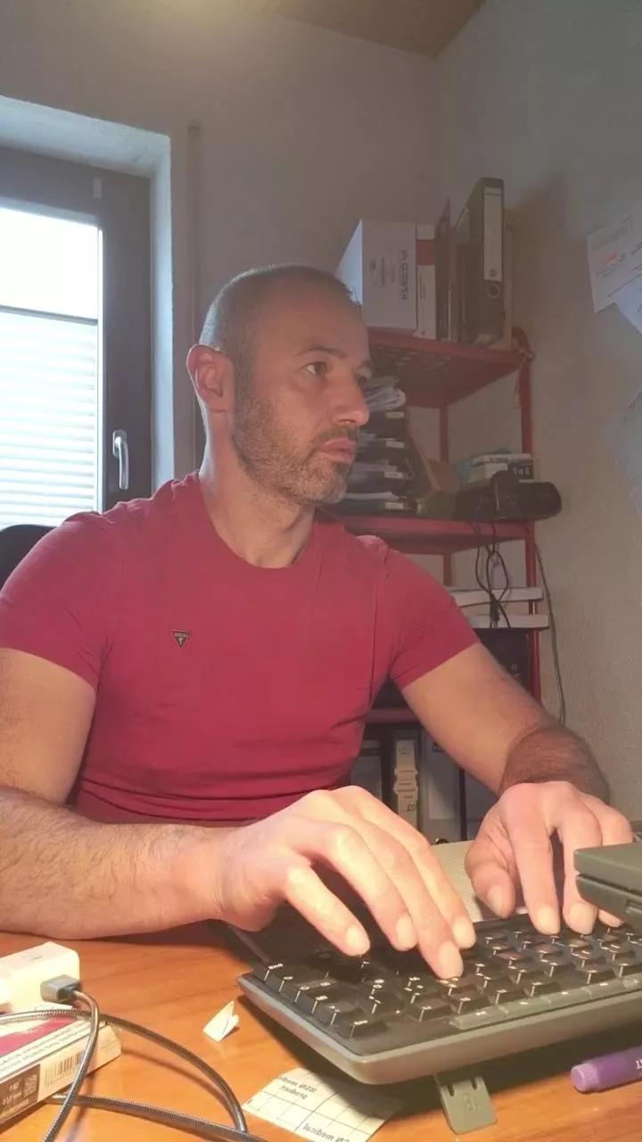 ralfrush on Cam4 