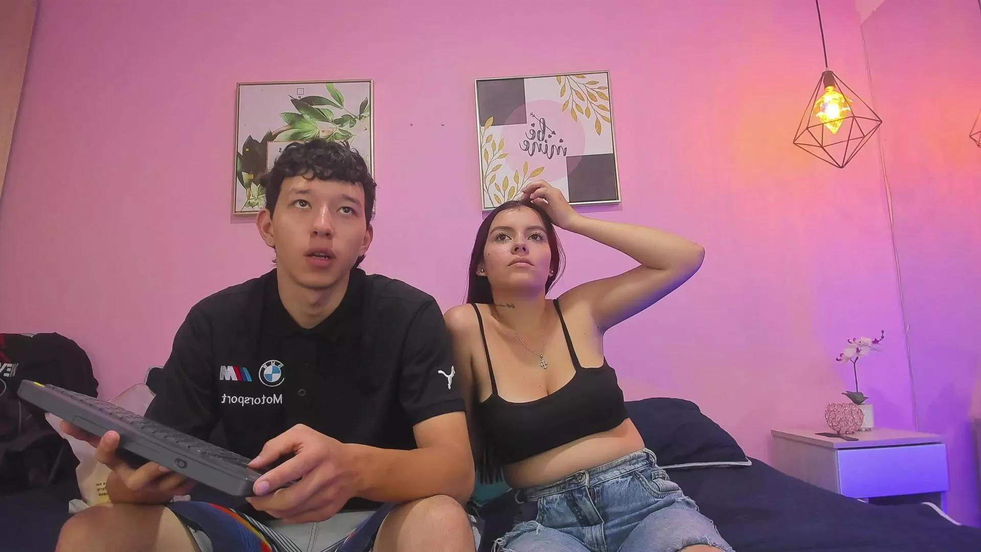 ScarletnNolan on Cam4 