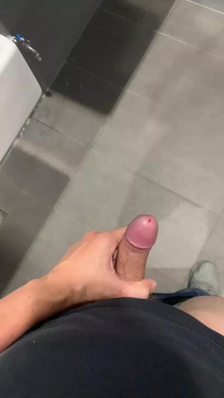 super996999 on Cam4 