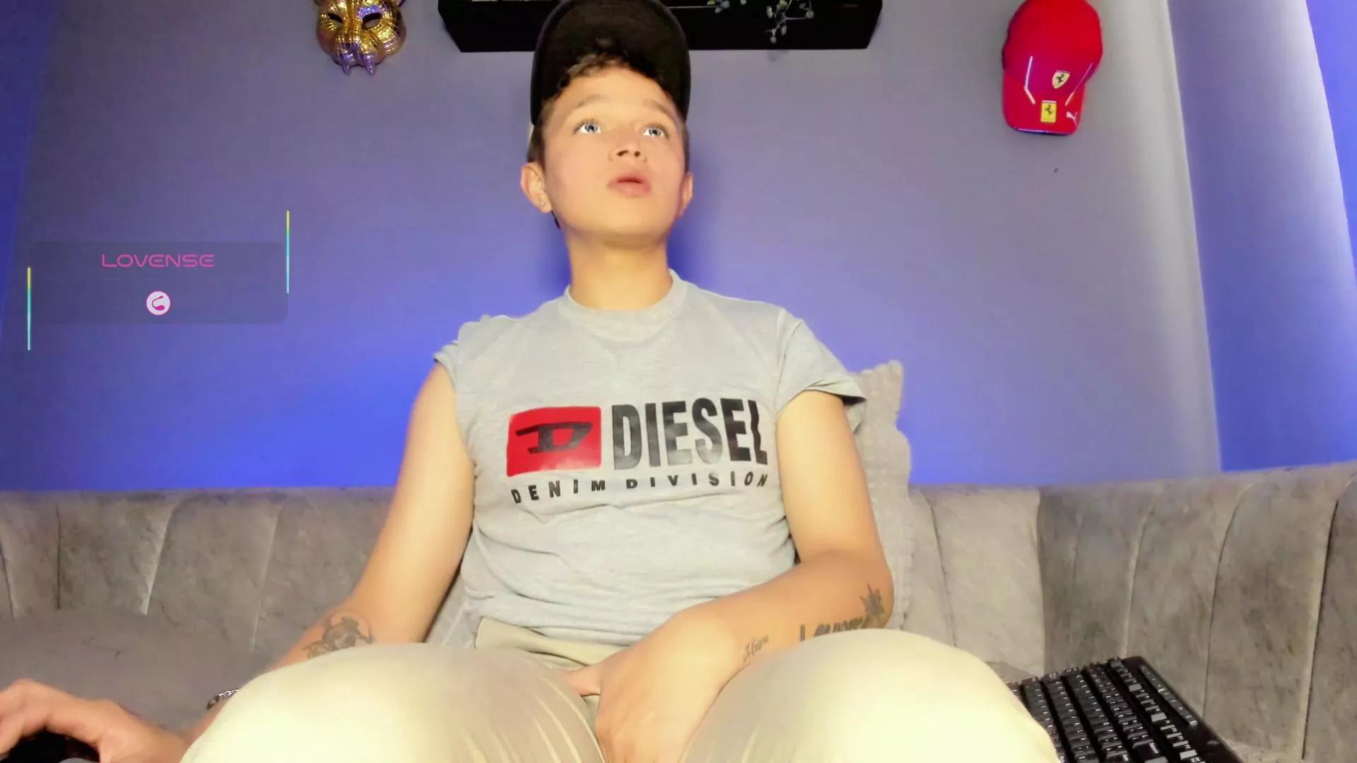 TimWolf_ on Cam4 